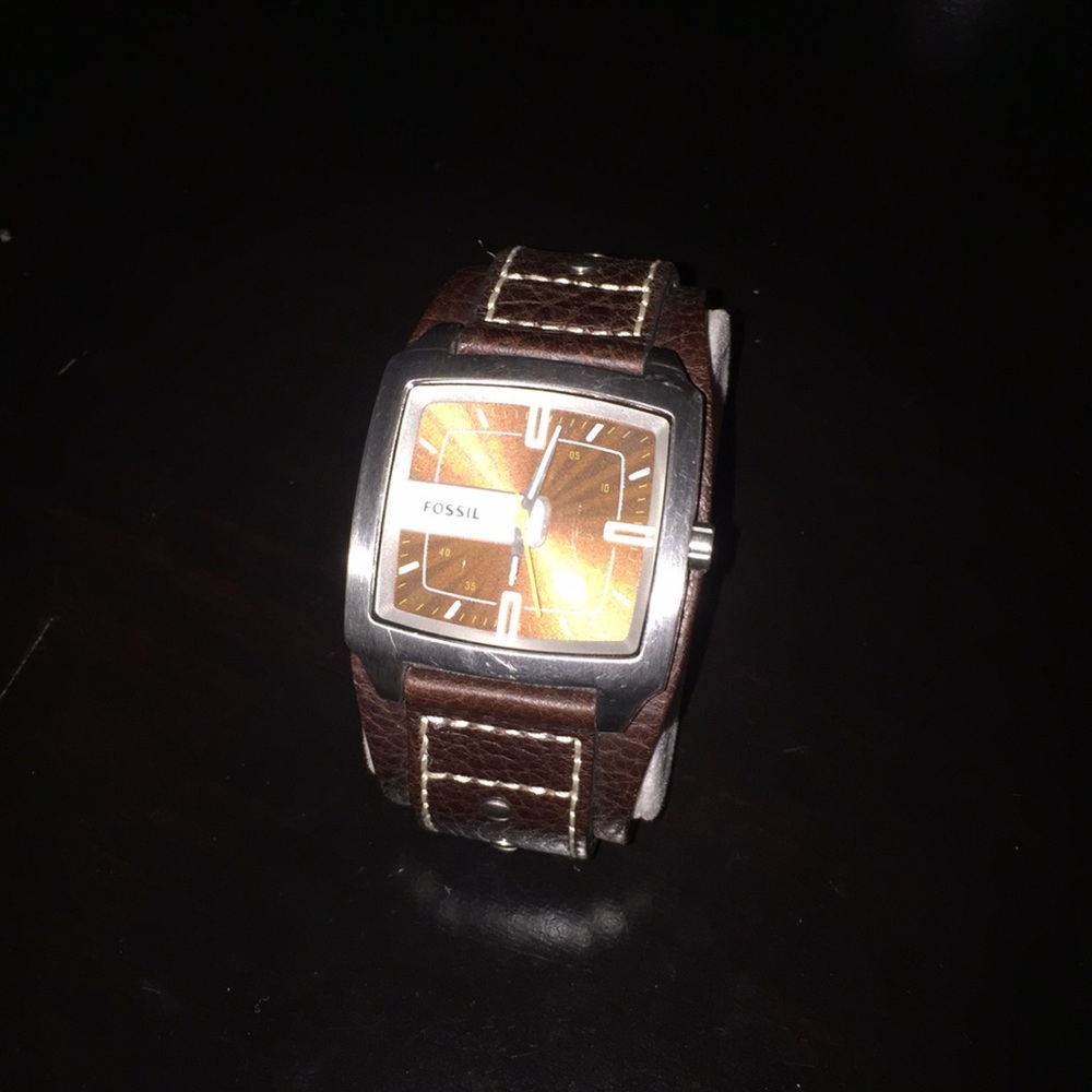 Gents brown leather fossil watch